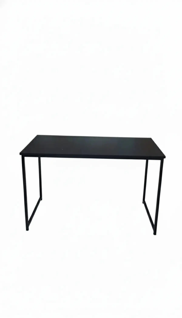 مكتب مودرن بسيط وعملي ،لون اسود